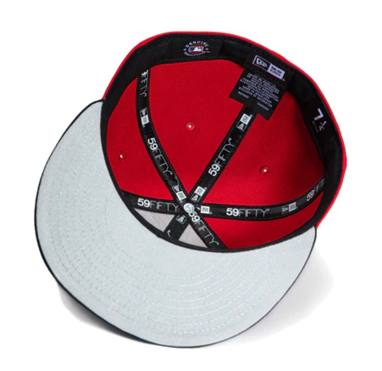 Premium Fitted Cap (Unisex) – Soft, Durable, Trendy